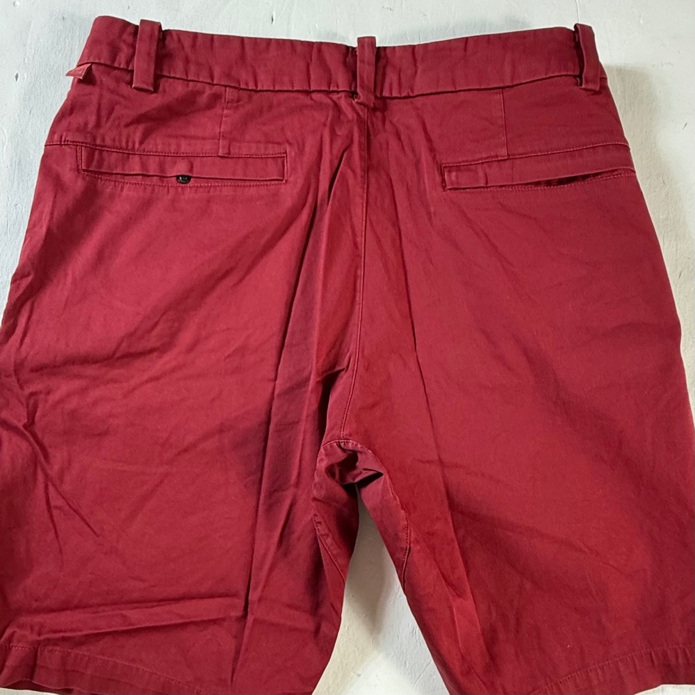 Lululemon Commission Shorts Mens 28 Burgundy Red Chino Style 9 Inch Inseam - Picture 2 of 8